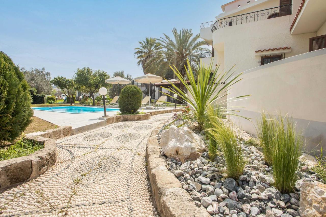 Hriska Luxury Villa イキソス エクステリア 写真