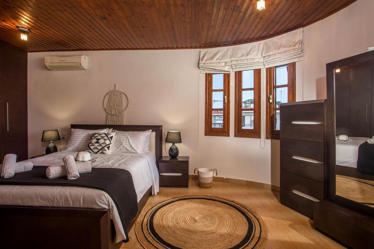 Hriska Luxury Villa イキソス エクステリア 写真